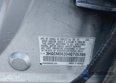 2004 Honda Accord 2.4 Lx из США, поврежденный, VIN 3HGCM56394G705396